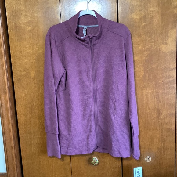 NWT- RBX ZIPPER W/POCKETS JACKET. (XL) - Picture 1 of 9